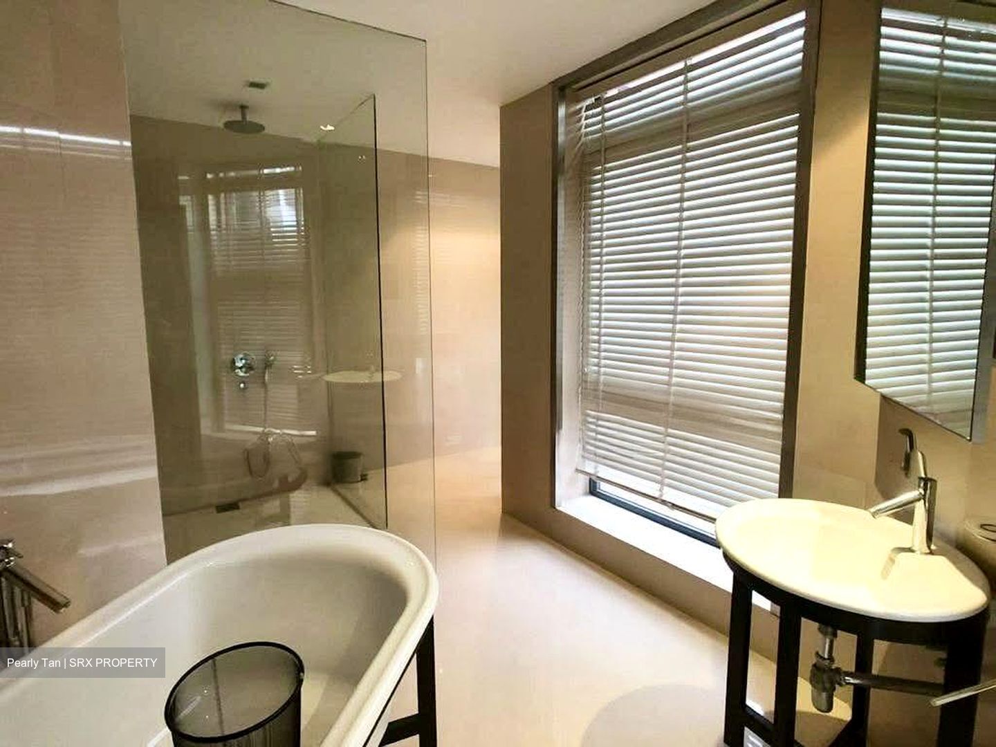 Grange Road (D10), Condominium #566078161